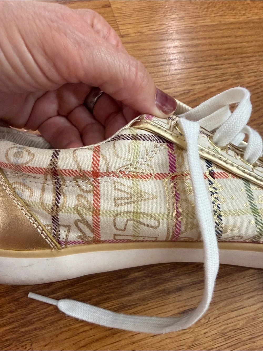 Coach Barrett multi color Plaid Logo Sneakers Gold Trim Women’s Size 7.5B